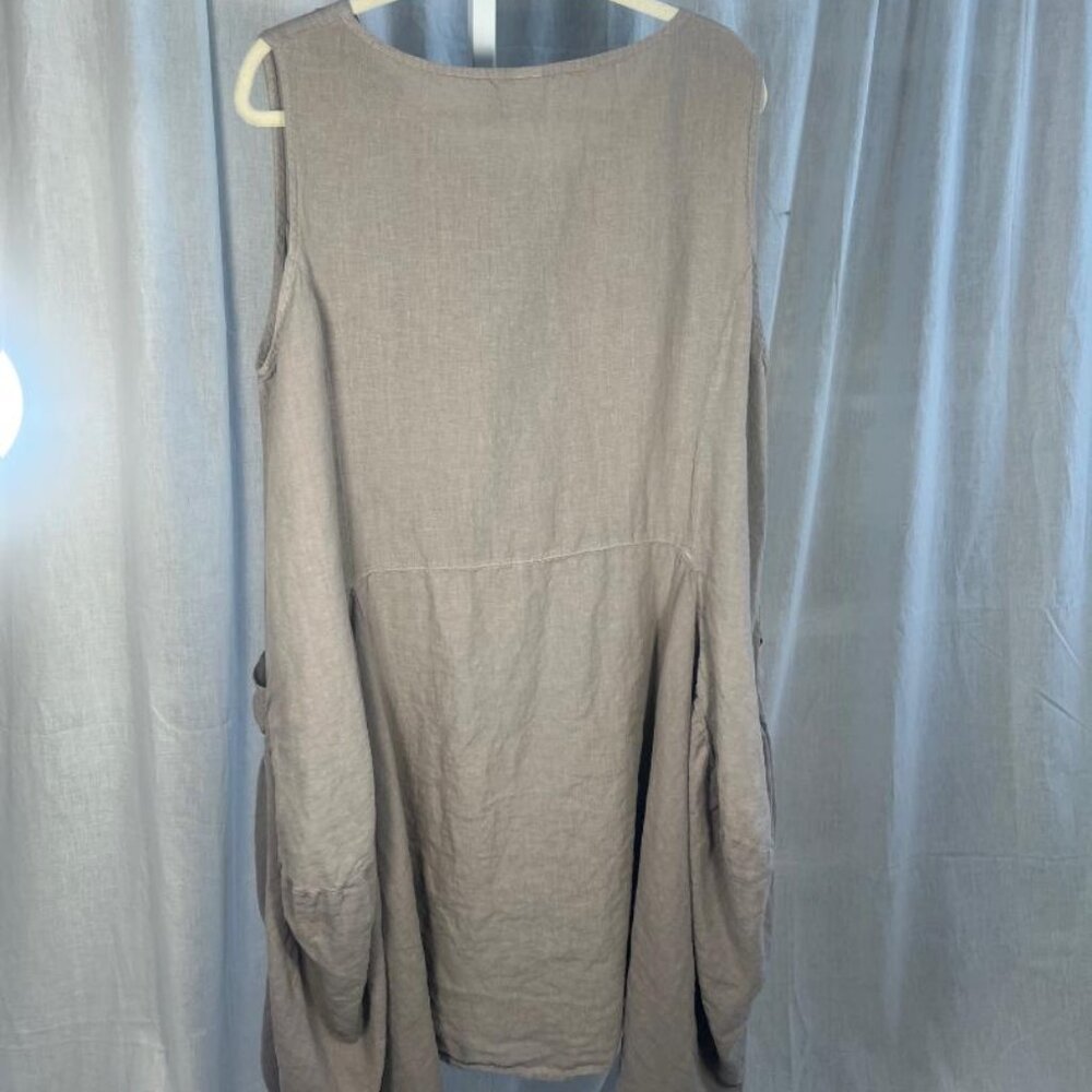 Match Point Oversized Linen Dress in Taupe - Size XL - Picture 8 of 9